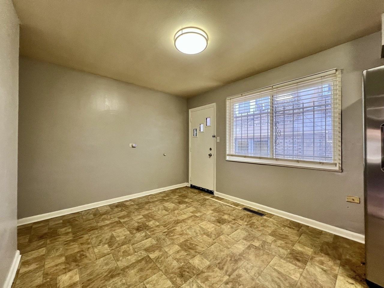 1414 W Chase Ave #D - Photo 6 of 21