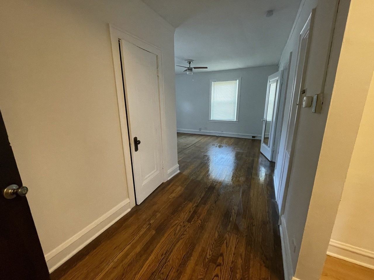 833 Hamlin St #1C - Photo 2 of 10