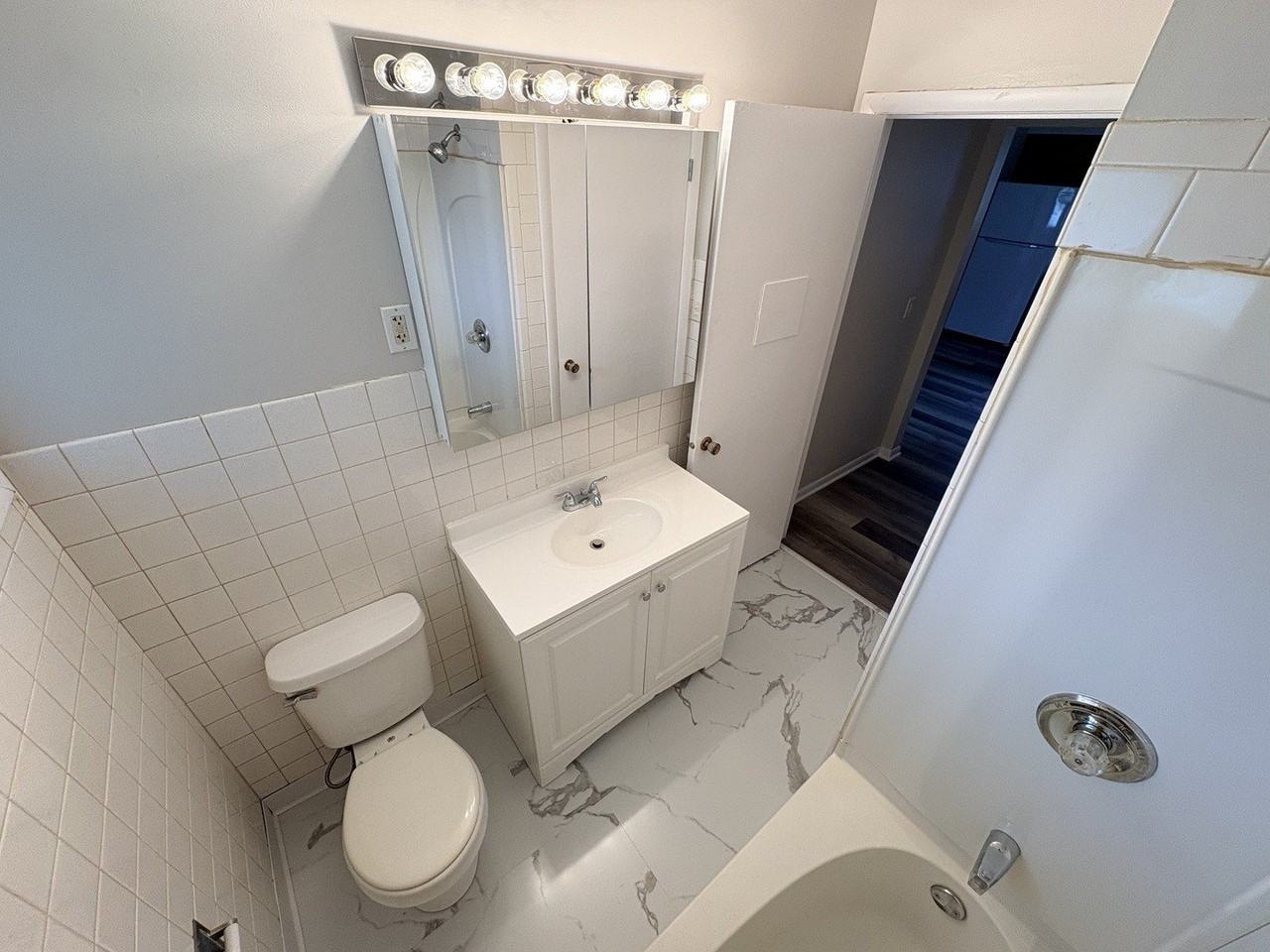 1735 Greene Ct #B - Photo 7 of 8