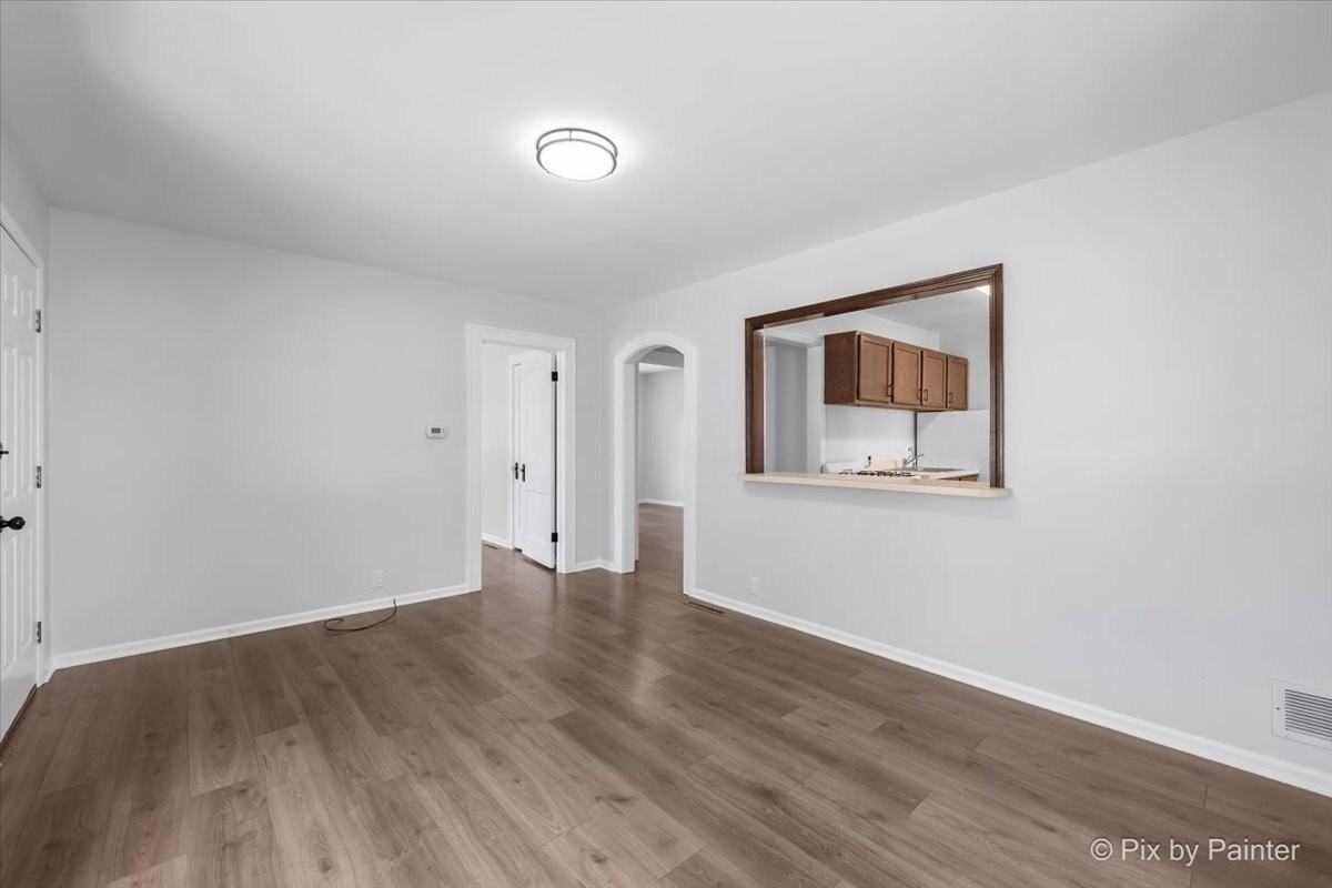 23570 N Field Rd - Photo 4 of 20