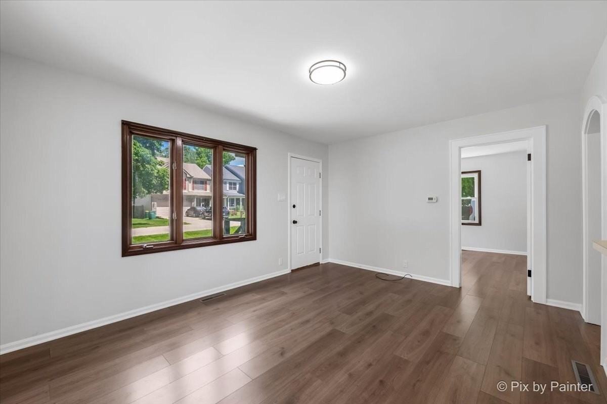 23570 N Field Rd - Photo 5 of 20