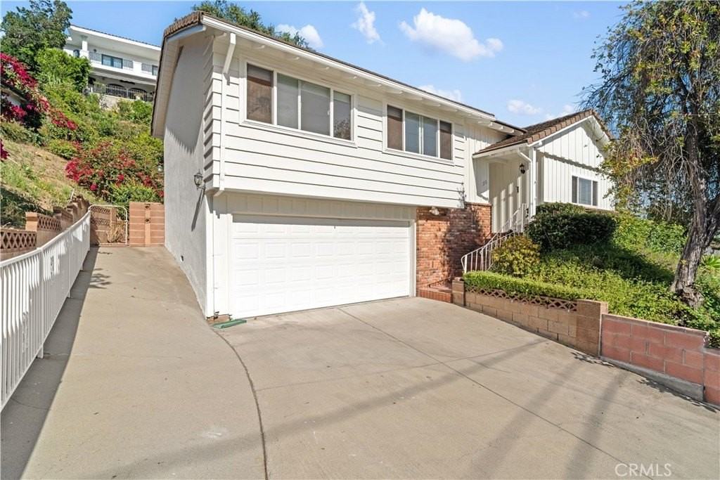 1212 Alta Paseo - Photo 2 of 22