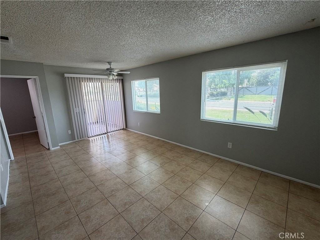 3732 Oak Creek Dr #E - Photo 4 of 16