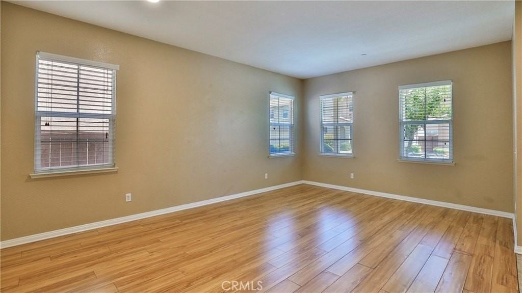 1765 Yvonne Ct - Photo 7 of 50