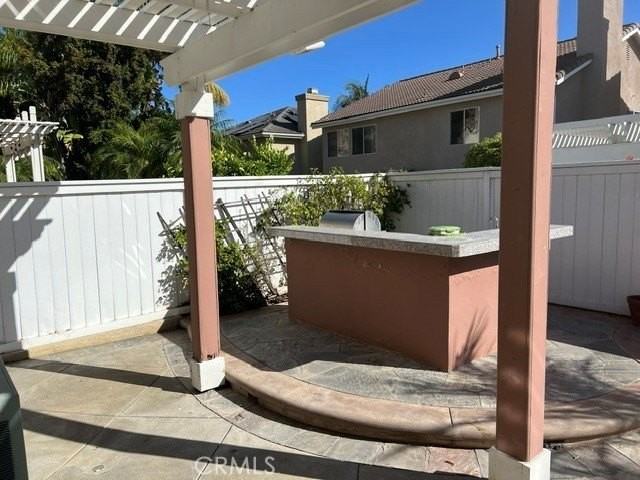 28 Granada - Photo 6 of 25