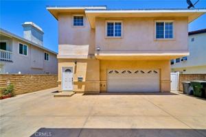 featured image of 2108 Santa Fe Ave