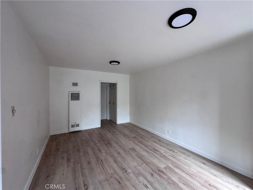 1422 Talmadge St #2 - Photo 2 of 9