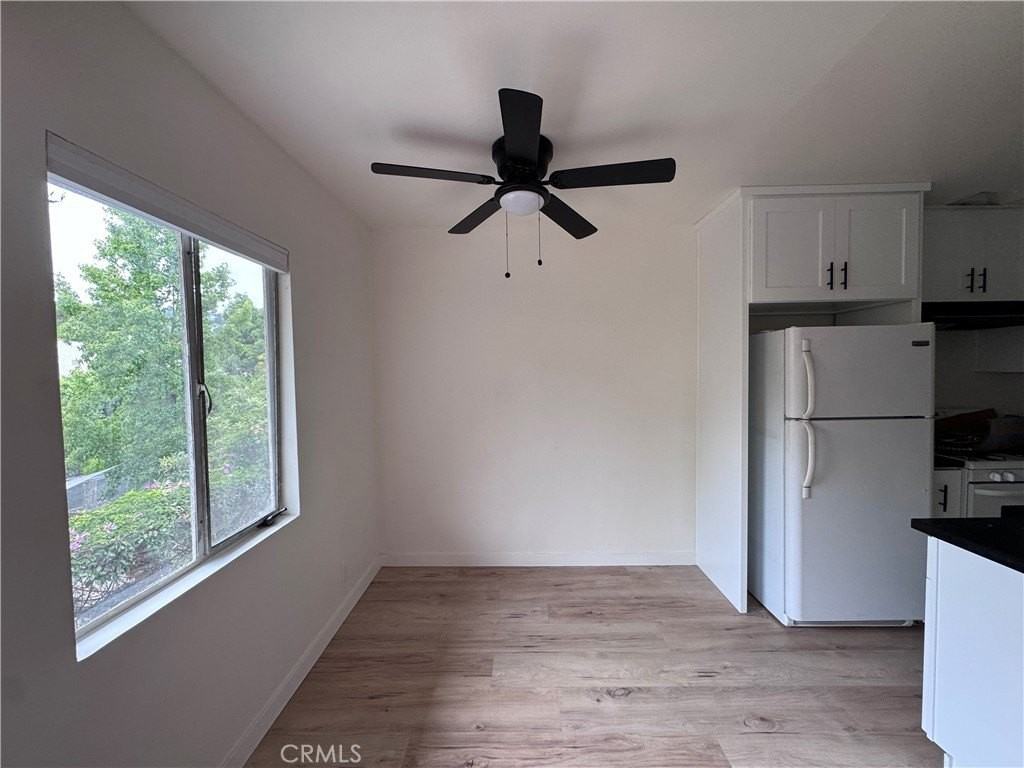 1422 Talmadge St #2 - Photo 3 of 9