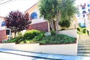 2006 Mathews Ave #B - Photo 1 of 1