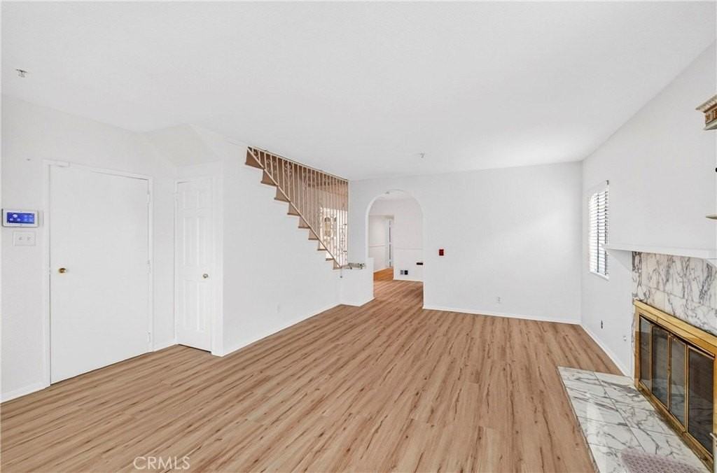 2033 W 231st St - Photo 6 of 29