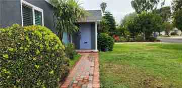 featured image of 15816 Hart St