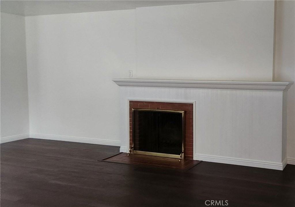 15816 Hart St - Photo 4 of 15
