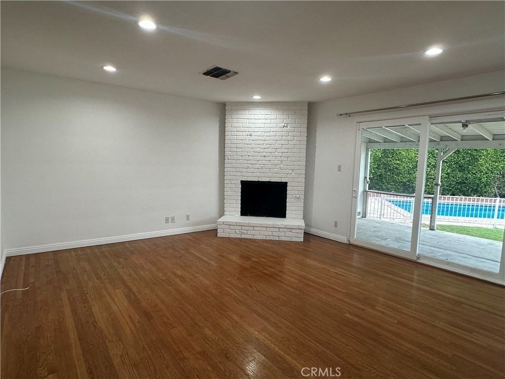 12811 Cumpston St - Photo 3 of 23