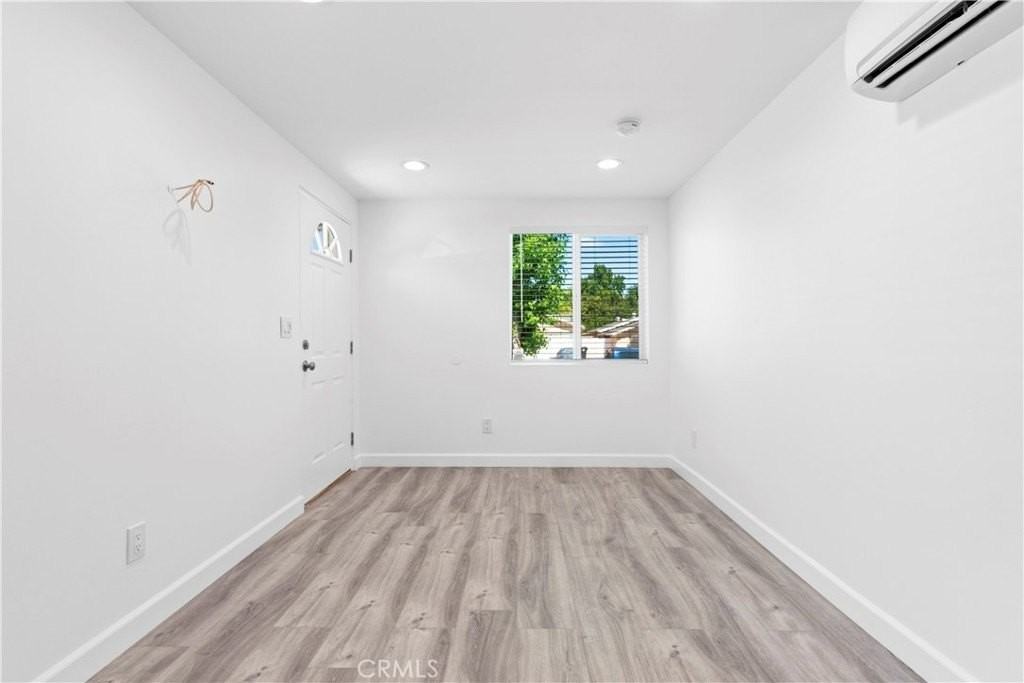 8847 Debra Ave - Photo 6 of 15