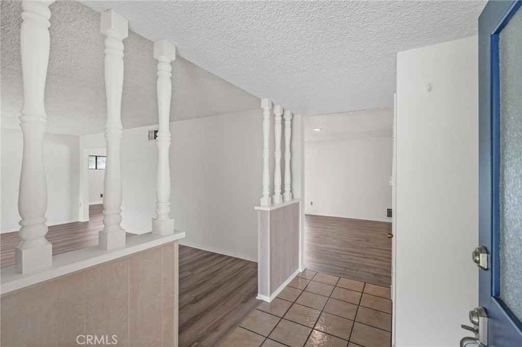 11803 Gerald Ave - Photo 4 of 31