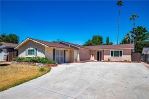 featured image of 8832 Odessa Ave