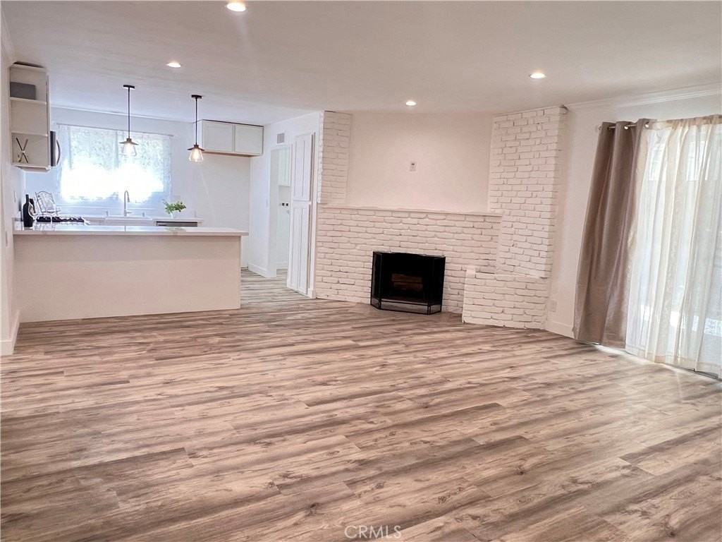 6141 Dalecrest Ave - Photo 2 of 10