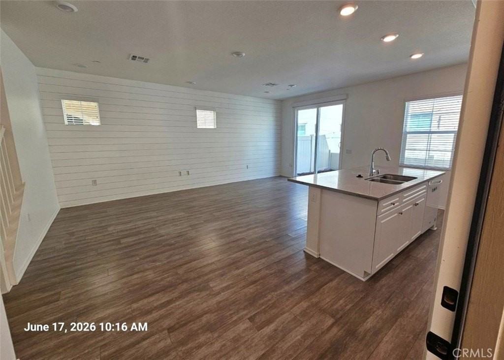 41936 Pedraza St - Photo 6 of 46