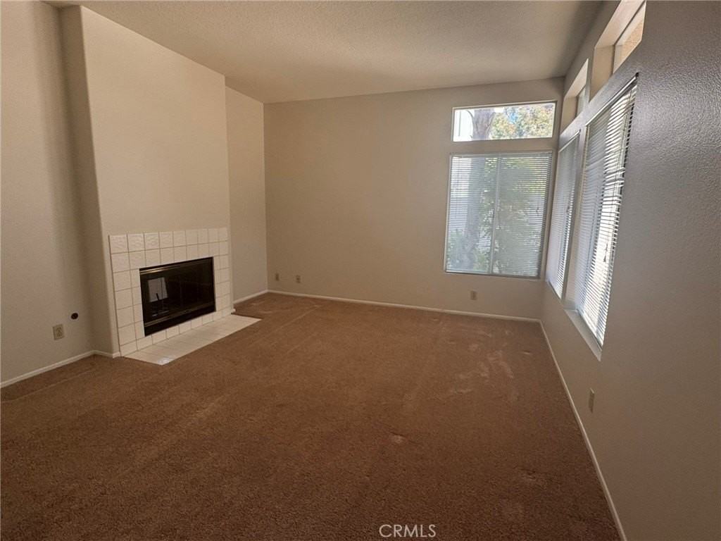 2121 Sun Ridge Dr - Photo 4 of 16