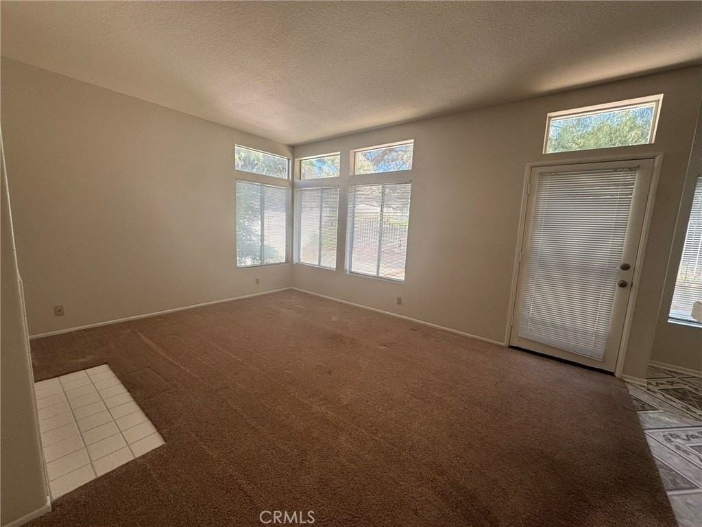 2121 Sun Ridge Dr - Photo 5 of 16