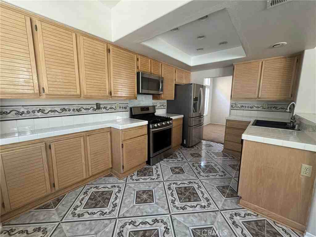2121 Sun Ridge Dr - Photo 7 of 16