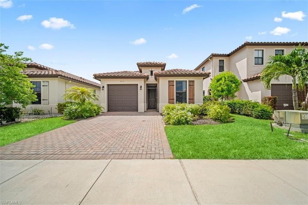 5535 Useppa Dr - Photo 3 of 44