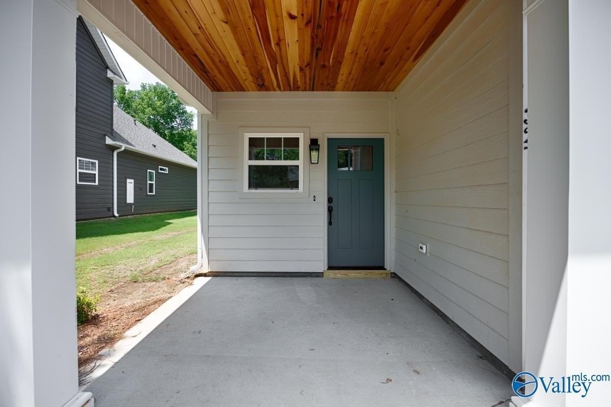 327 Pension Row - Photo 3 of 41