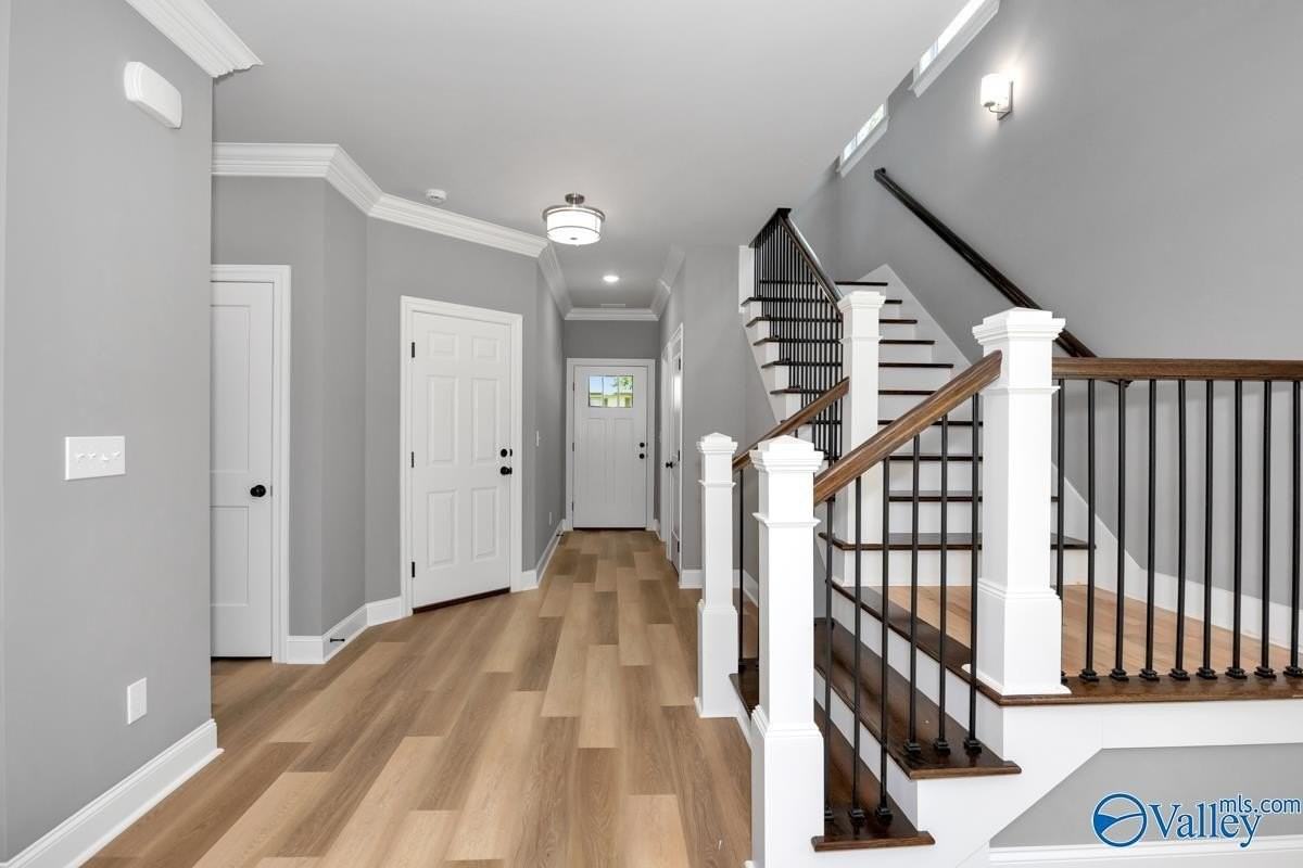 327 Pension Row - Photo 5 of 41