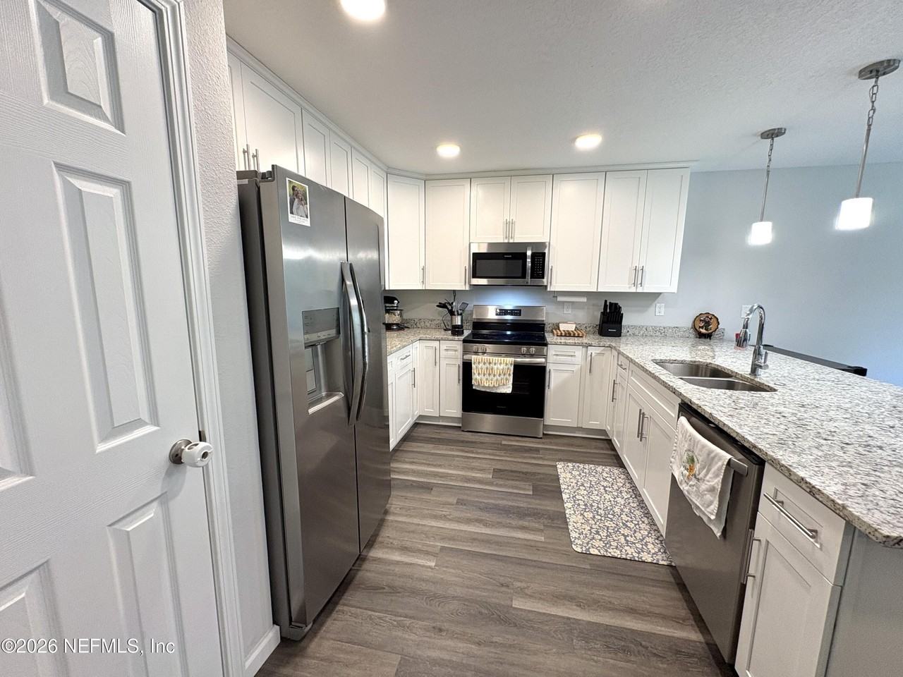 14454 Benton St - Photo 6 of 21