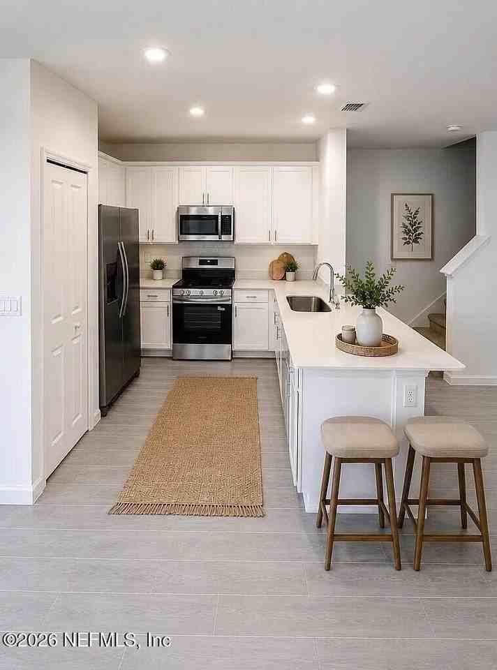 157 Hubbard Bnd - Photo 7 of 35