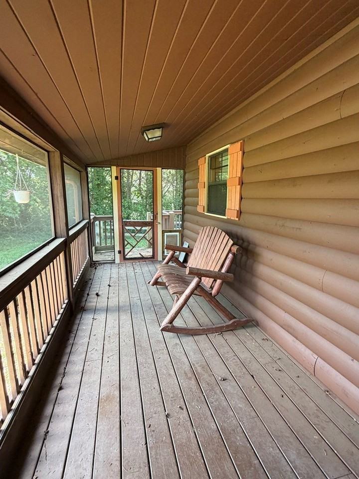 169 East St - Photo 4 of 30