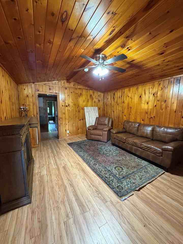 169 East St - Photo 7 of 30