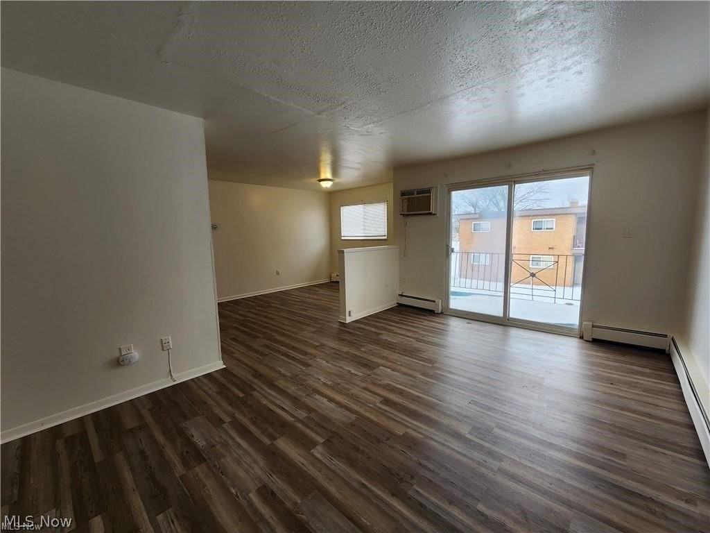 26680 Tungsten Rd #201 - Photo 3 of 8