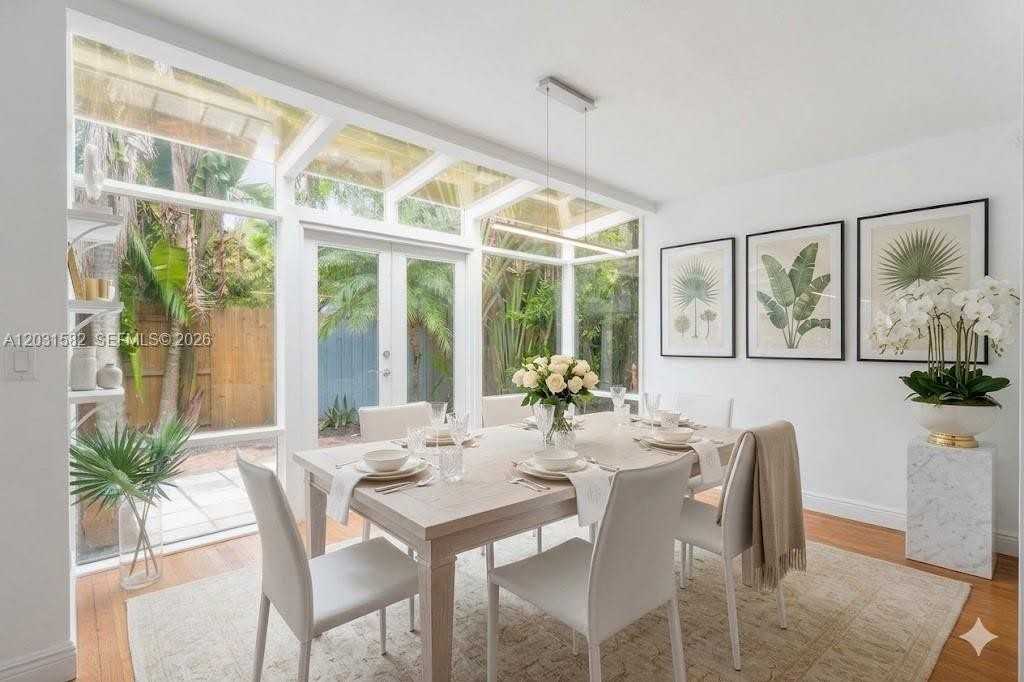 3945 Loquat Ave - Photo 3 of 8