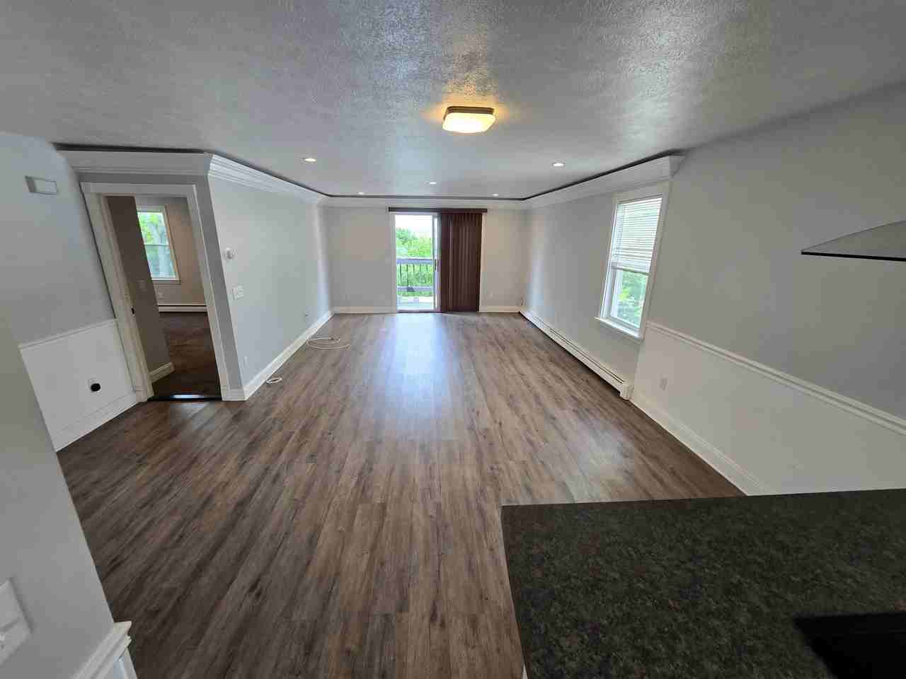 25 W Rosedale Ave - Photo 5 of 15