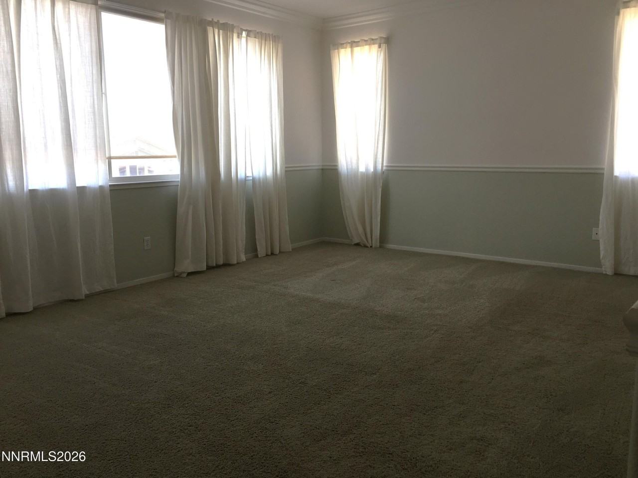 3200 Cityview Ter - Photo 4 of 23