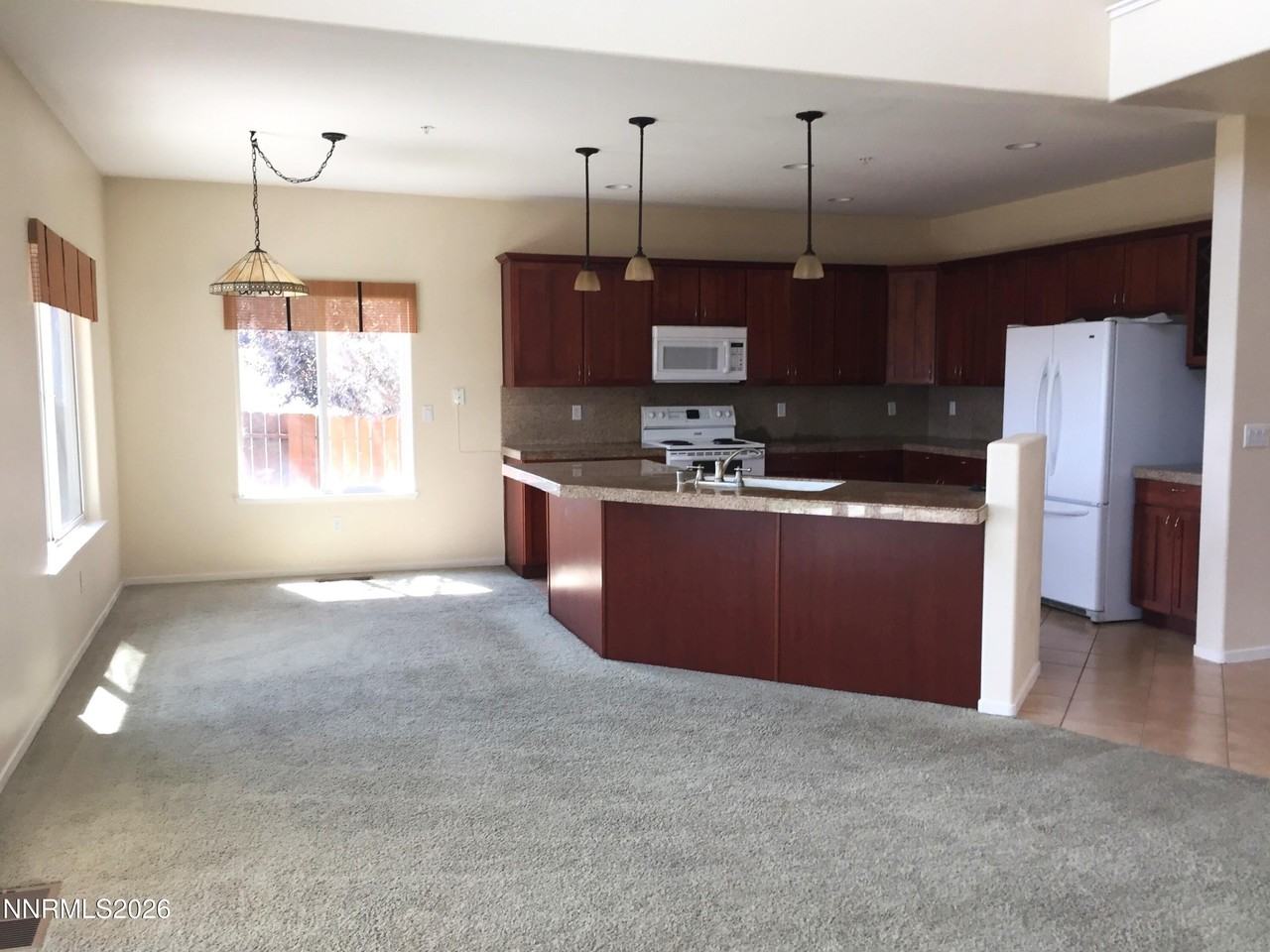 3200 Cityview Ter - Photo 5 of 23