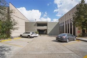 featured image of 2305 N Hullen St #5