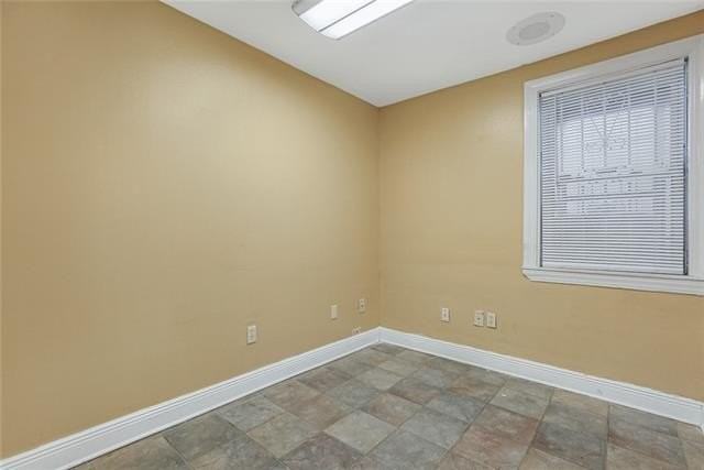 1836 Saint Bernard Ave #100 - Photo 6 of 12