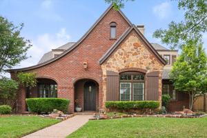 featured image of 2003 Wellington Dr
