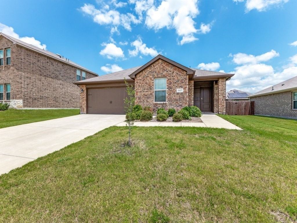 15127 Athena Dr - Photo 2 of 25