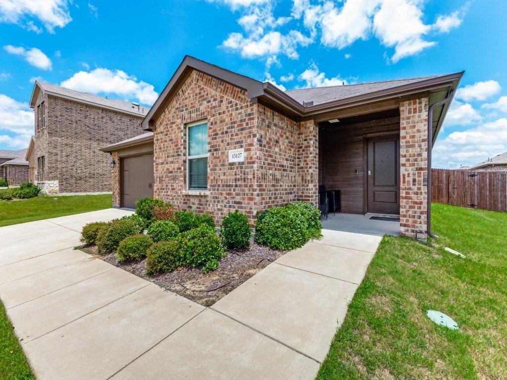 15127 Athena Dr - Photo 3 of 25