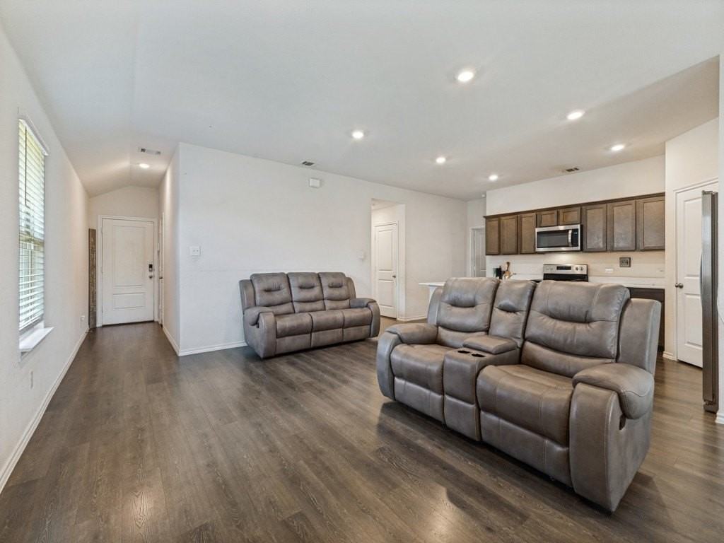 15127 Athena Dr - Photo 6 of 25
