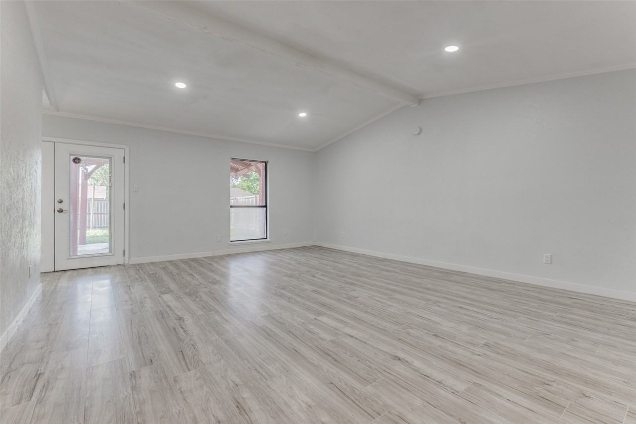 5620 Treese St - Photo 5 of 25