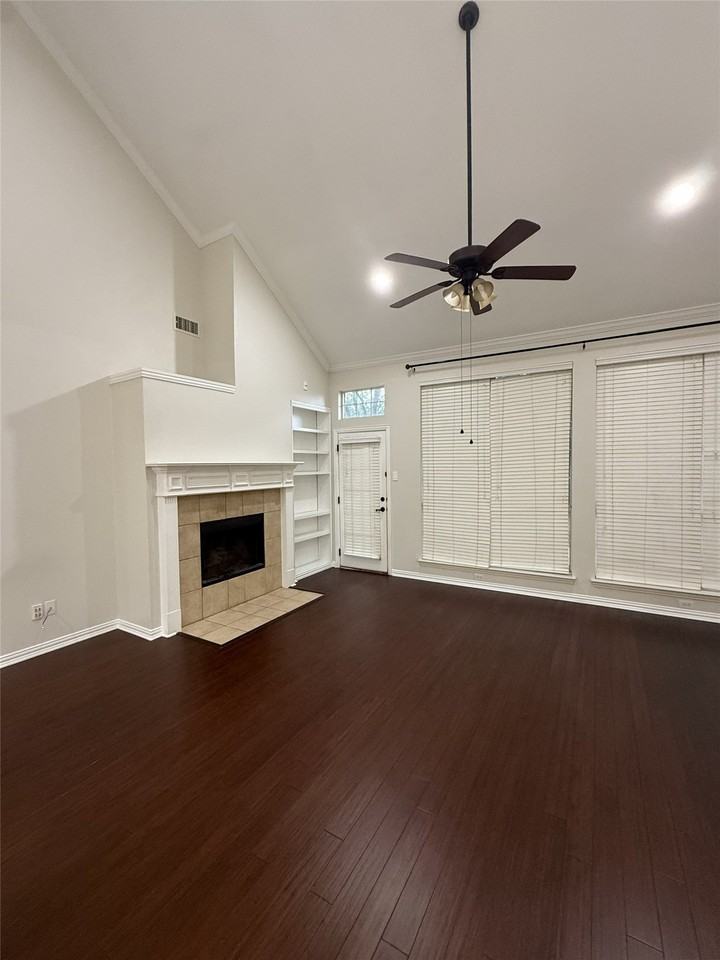 3817 Appleton Ln - Photo 2 of 22