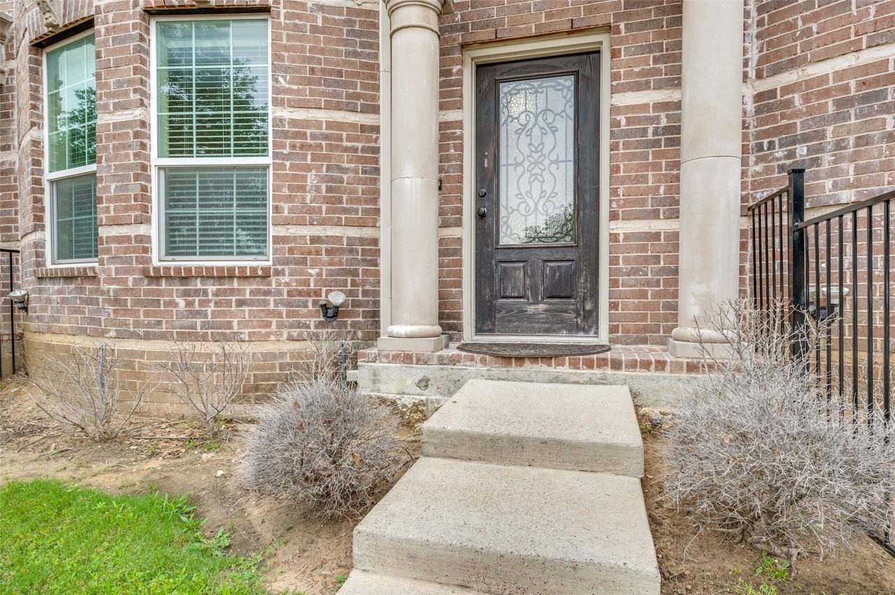 2500 Rockbrook Dr #C103 - Photo 2 of 25