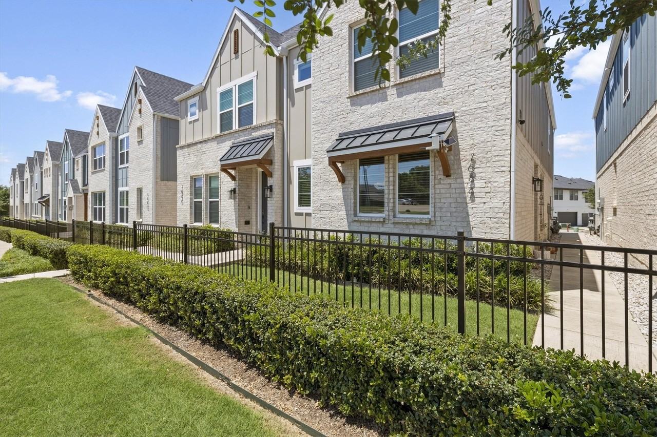 7688 Resting Mews - Photo 2 of 35