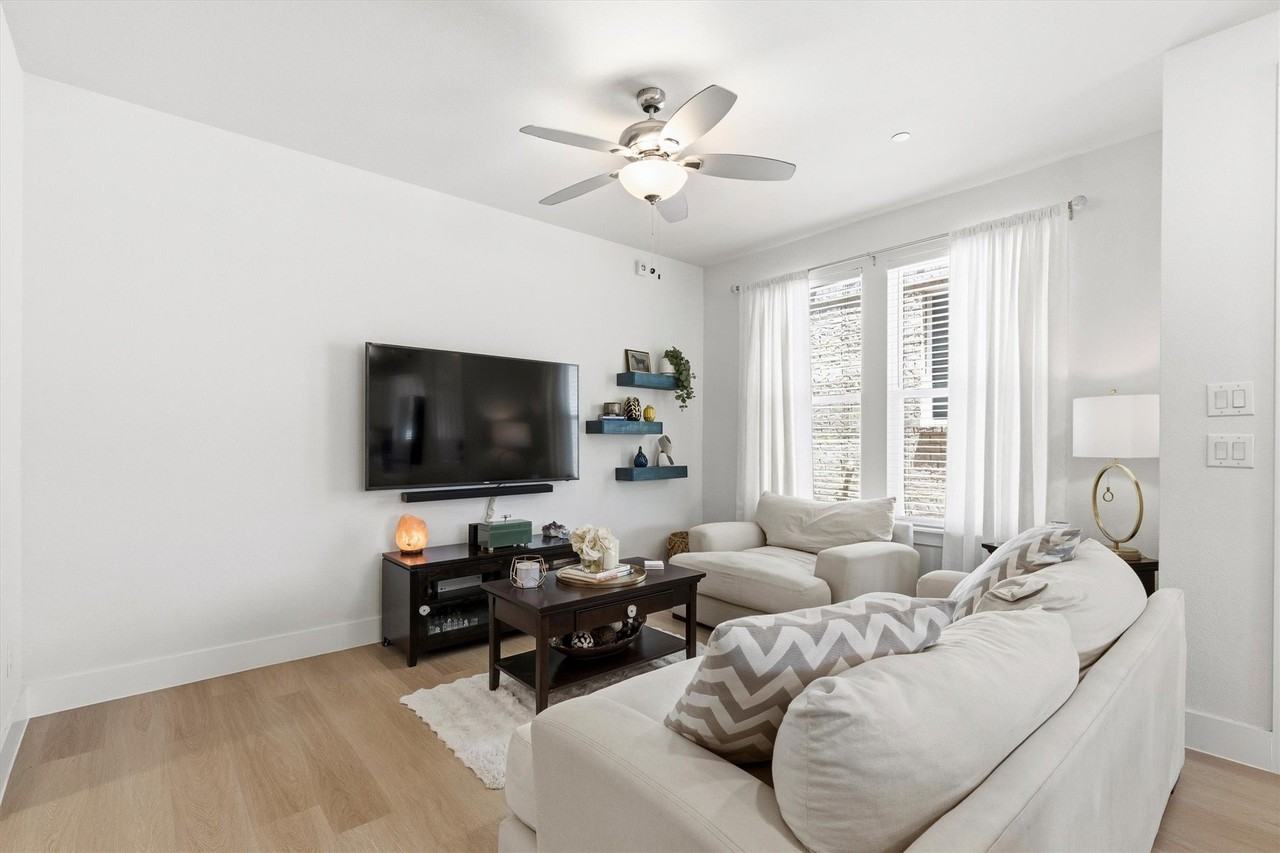 7688 Resting Mews - Photo 6 of 35