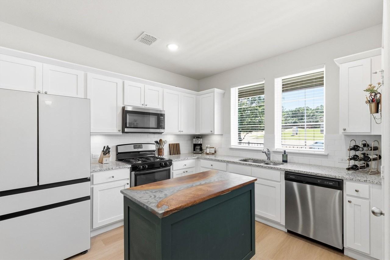 7688 Resting Mews - Photo 7 of 35