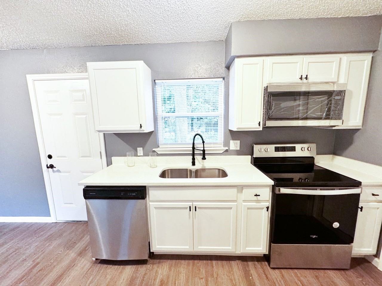 840 Pleasant Hills Dr - Photo 5 of 21